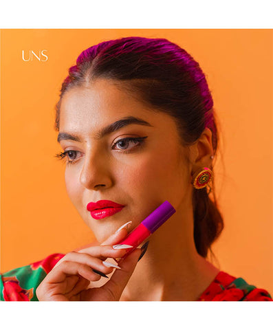 Lip Pashminas - The Summer Romance Chapter Lip Pashminas - The Summer Romance Chapter