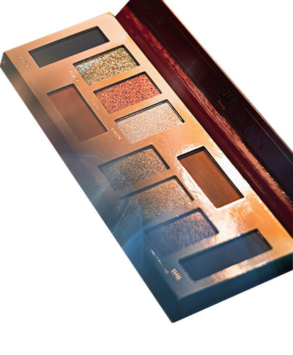 Saloni Eyes Zay Beauty PK 